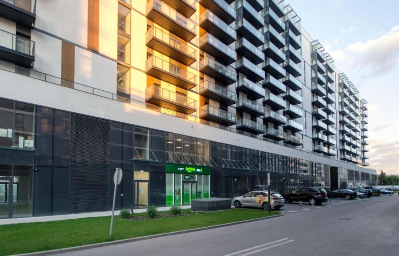 Concierge Expo Xxi Apartament *